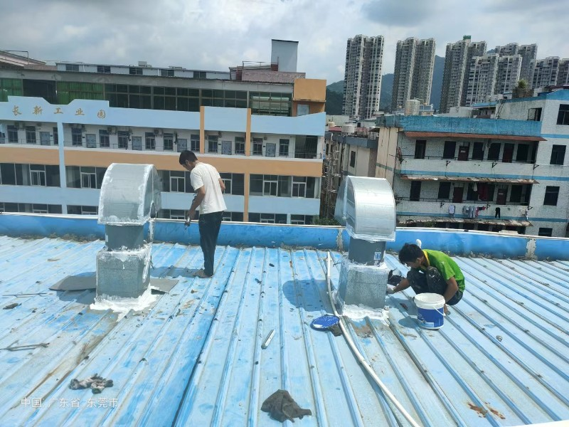 云浮钢结构屋面涂料维修方法